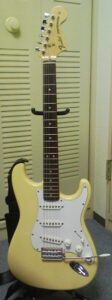 Fender Japan ST72-US